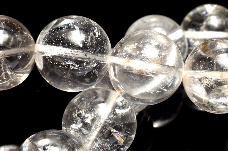 クォーツインクォーツ 貫入水晶