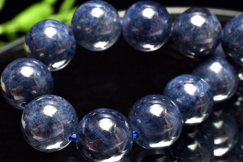 １点物 凛とした輝きを放つ深い青 サファイア 9 mm ブレスレット パワーストーン 天然石 _MC 2365