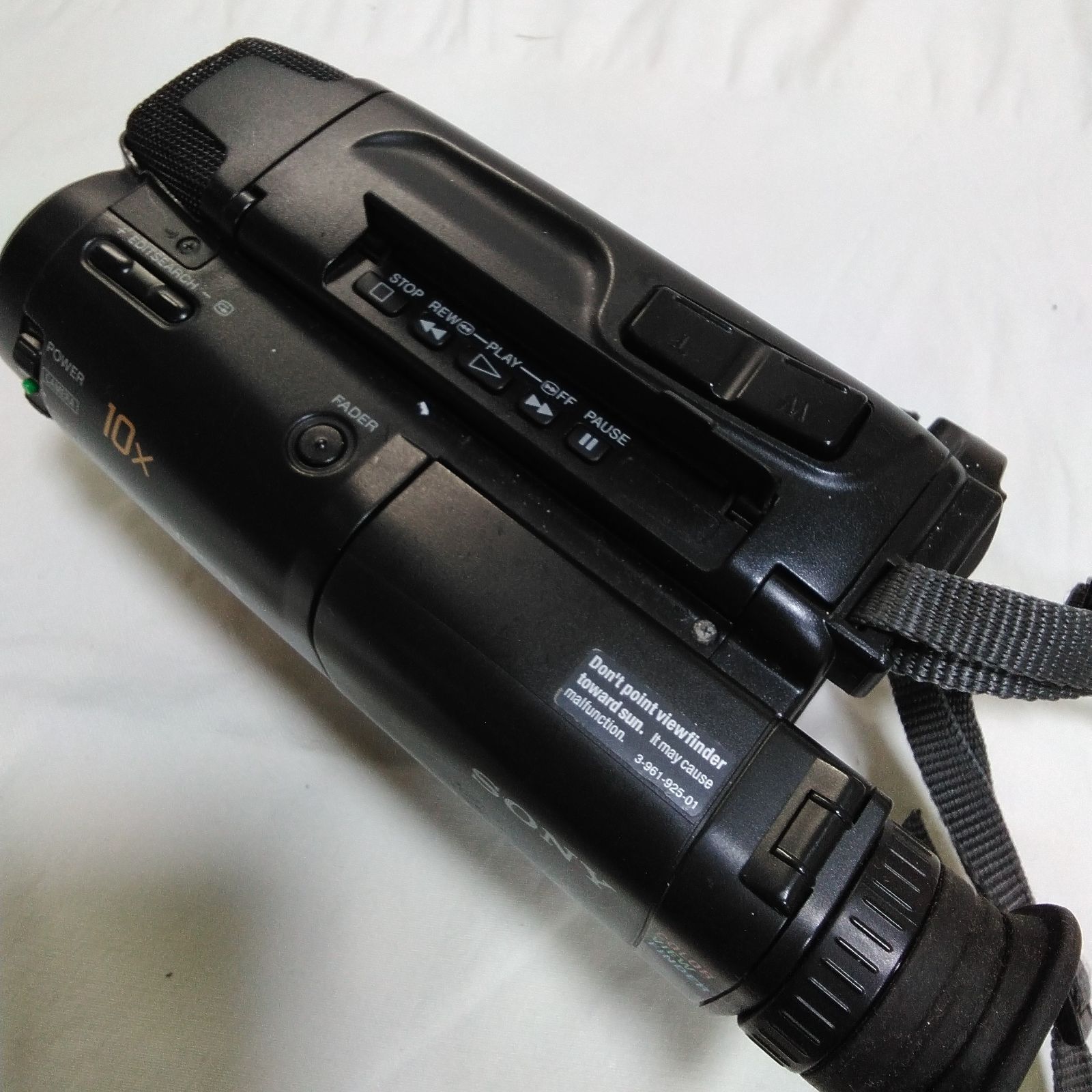 ジャンク！ ソニー ビデオカメラ CCD-TR70 動作未チェック アナログ