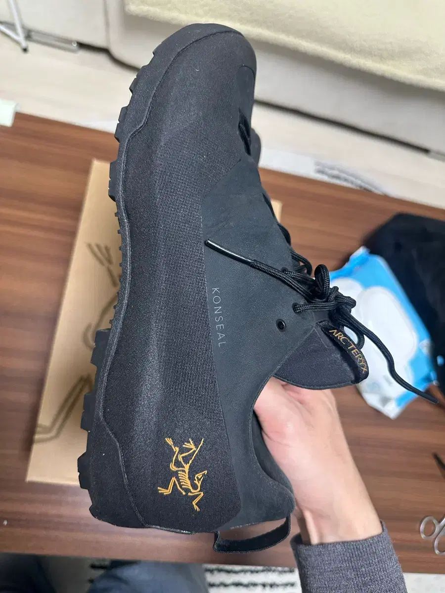 ゴアテックス ブラック