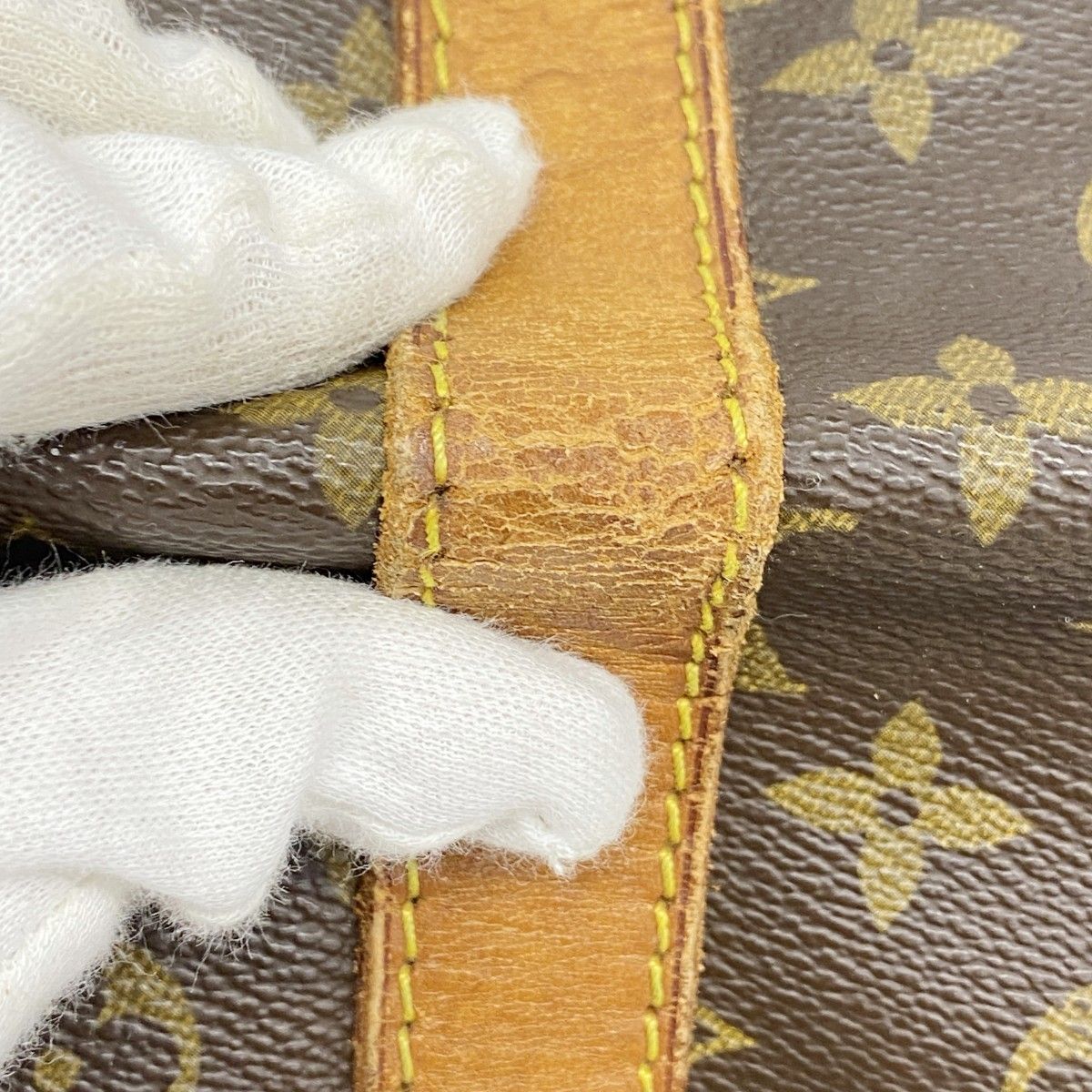 ボストンバッグ