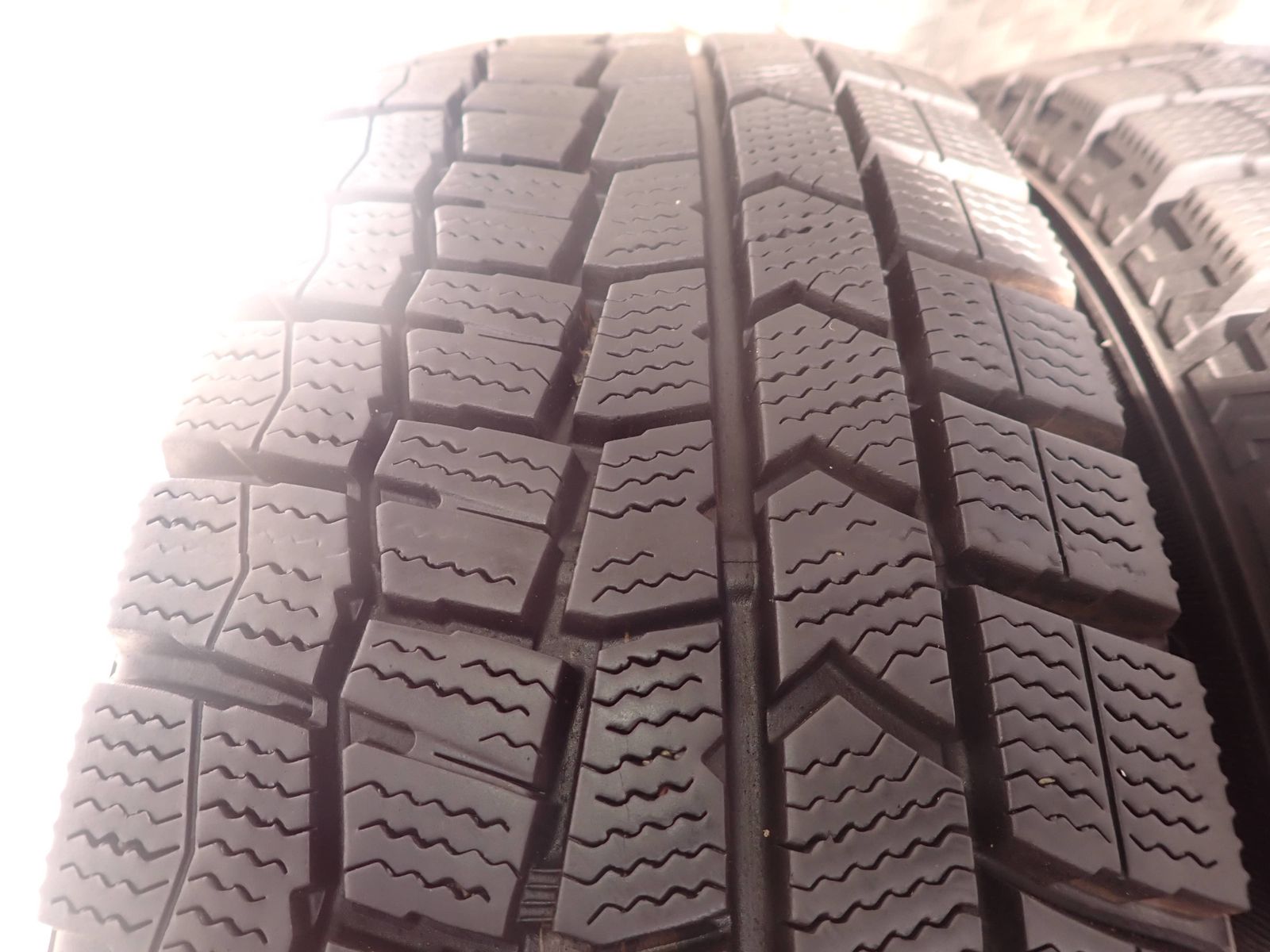 冬4本SET 会社宛 175 70 R 14 84 Q ダンロップ WINTER MAXX WM 02 製 ヤリス ヴィッツ カローラフィールダー 品 NO W 1022