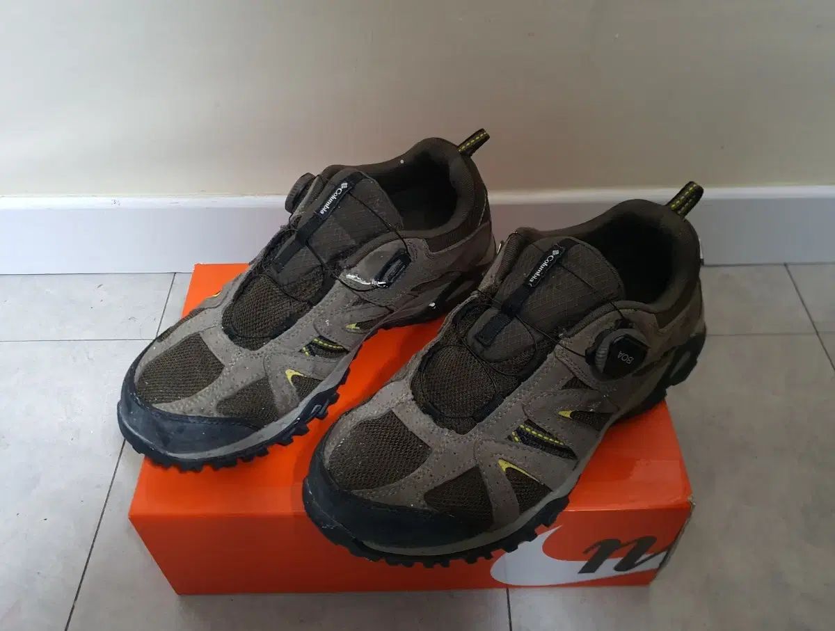 コロンビア トレッキングシューズ BOA Strap 270 mm