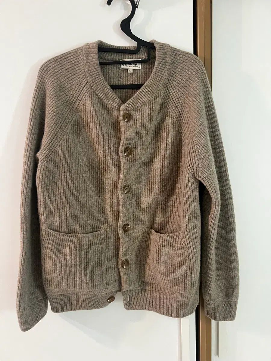 ブギーホリデー ラムウール カーディガン m 本文参照