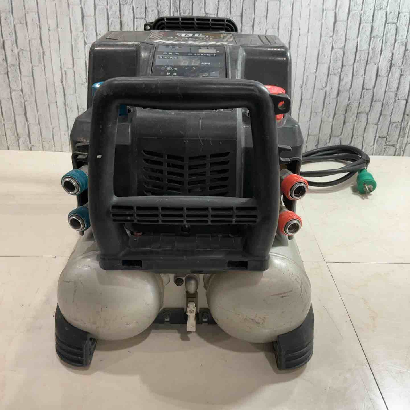 エアコンプレッサー