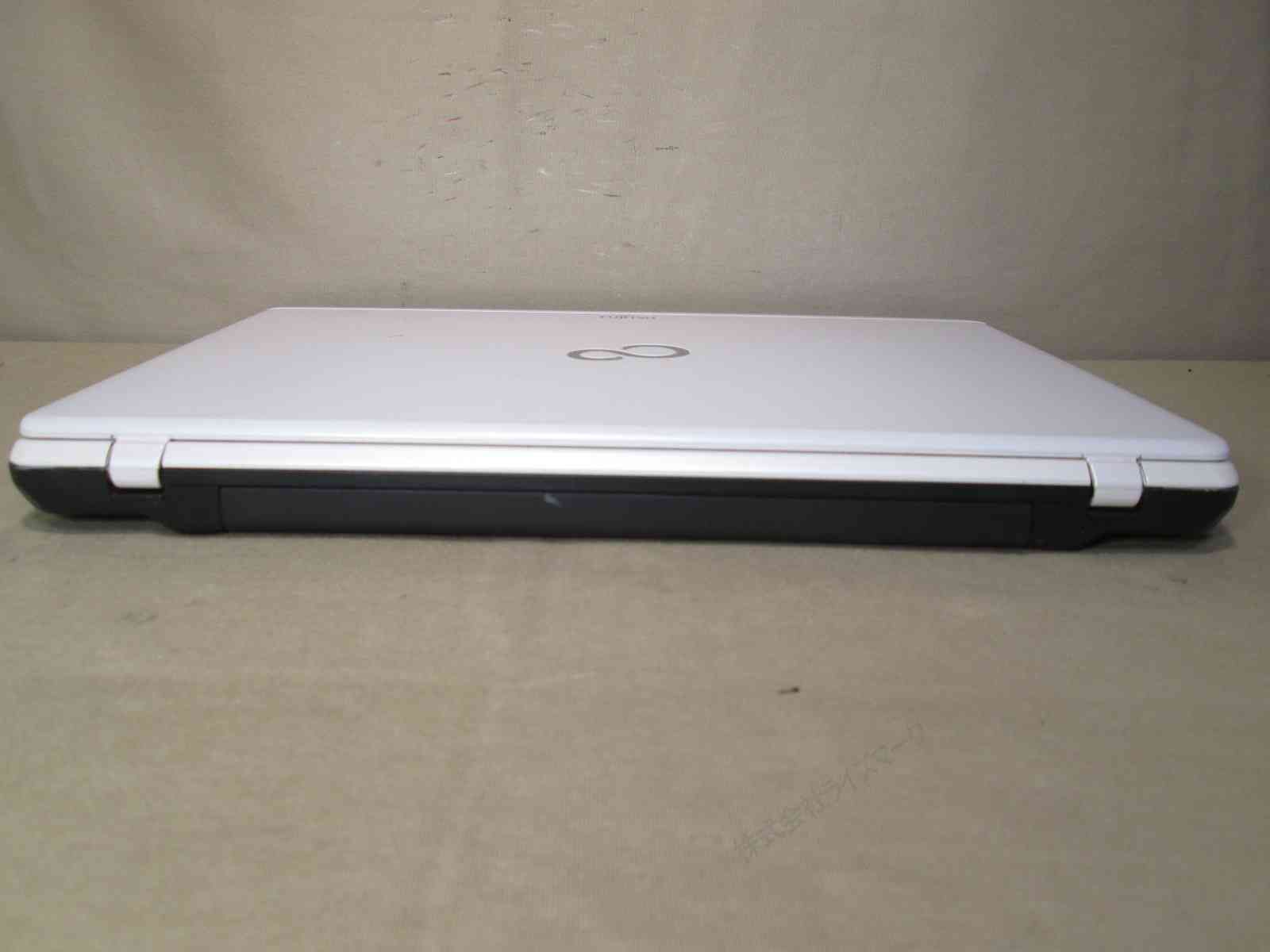 富士通 LIFEBOOK SH54/G【Core i3 2350M】 【Windows7世代のPC】 均一