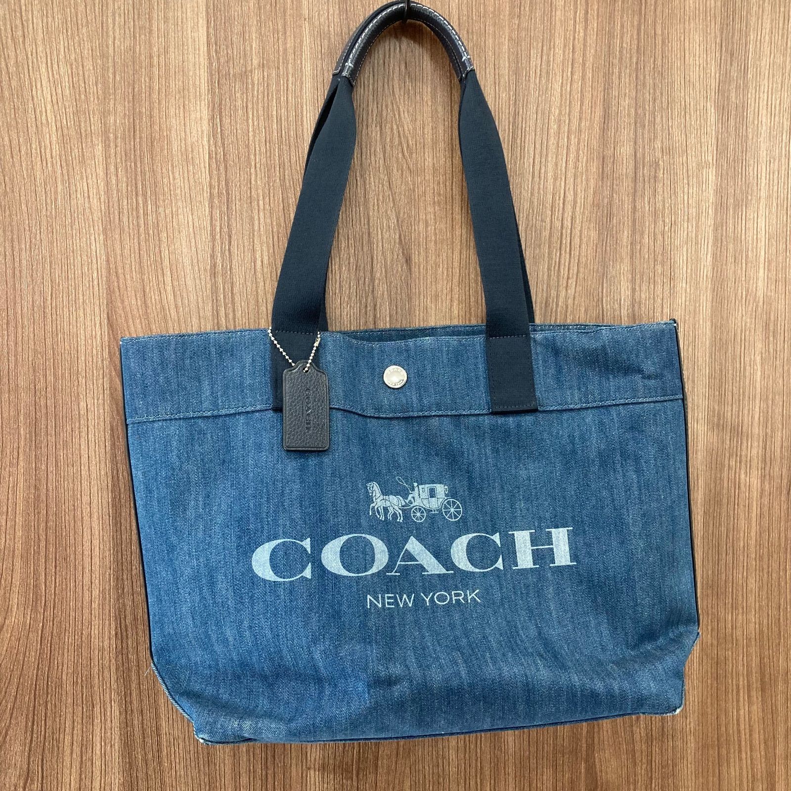 COACH コーチ デニムトートバック 67415 平塚店 衣料品 - メルカリ