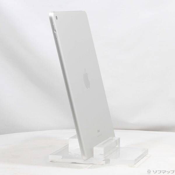 中古品〕 iPad 第7世代 32GB シルバー MW752J／A Wi-Fi【297】 - メルカリ