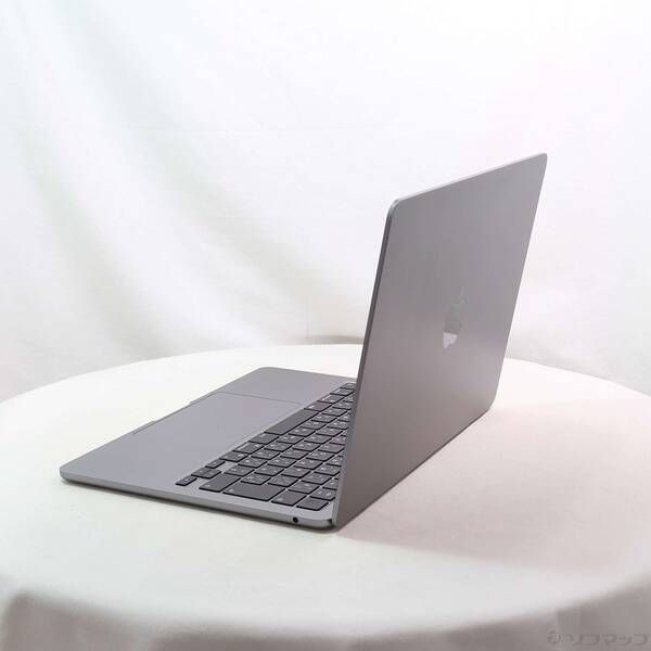 低価，最新作 〔中古品〕 MacBook Air 13.6-inch Mid-2022 MLXW3J／A