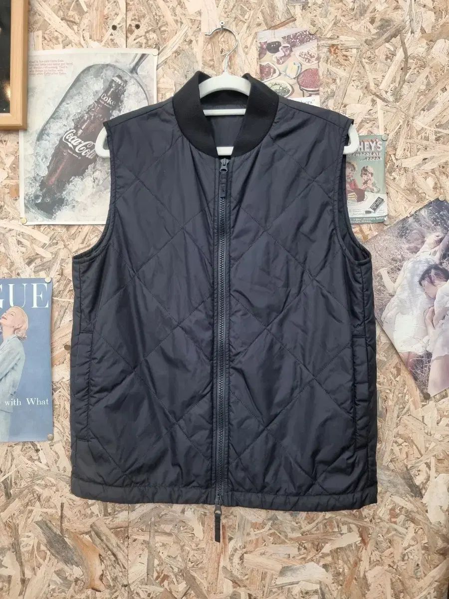 ASPESI ブラック キルティング ダウン ベスト S