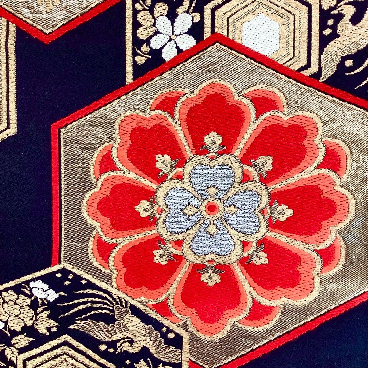 6237］袋帯 草花鳳凰亀甲文様 刺繍 六通 正絹 着物 フォーマル 黒