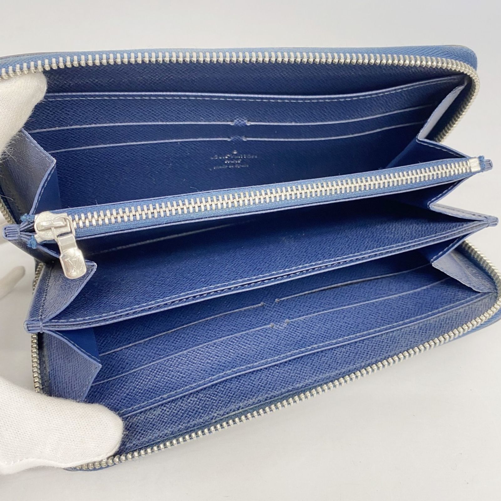 ルイ・ヴィトン(Louis Vuitton) ルイ・ヴィトン 長財布 エピ ジッピー