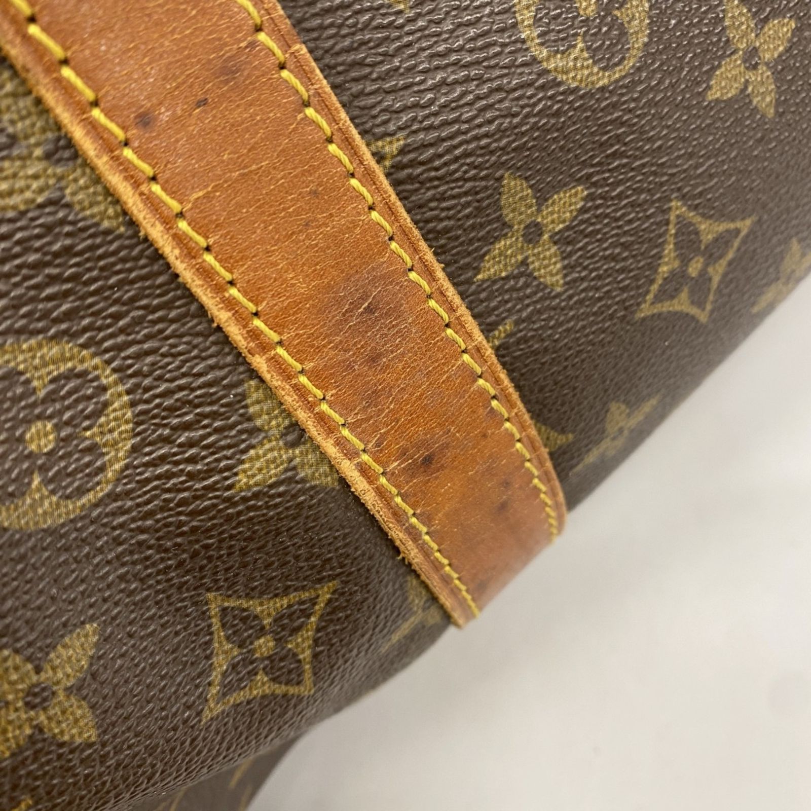 ボストンバッグ