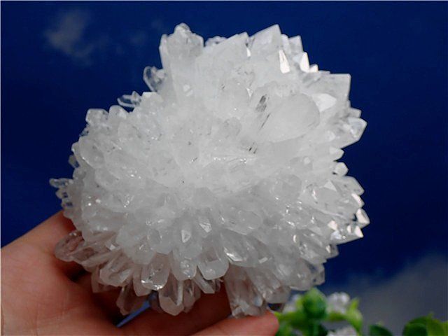AAA級【入手困難】高透明度天然水晶クラスターYT6B6/180B181D - メルカリ