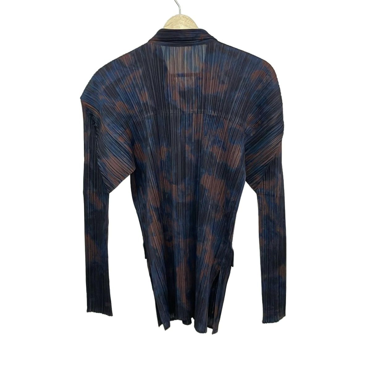 PLEATS PLEASE(プリーツプリーズ) 長袖シャツブラウス サイズ3 L