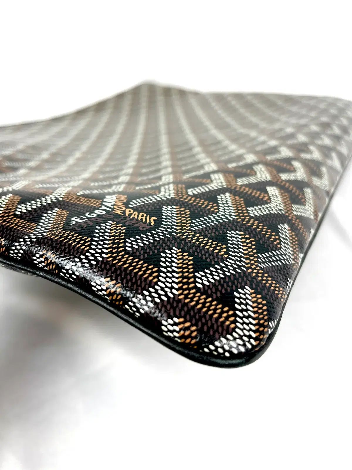 クラッチバッグ