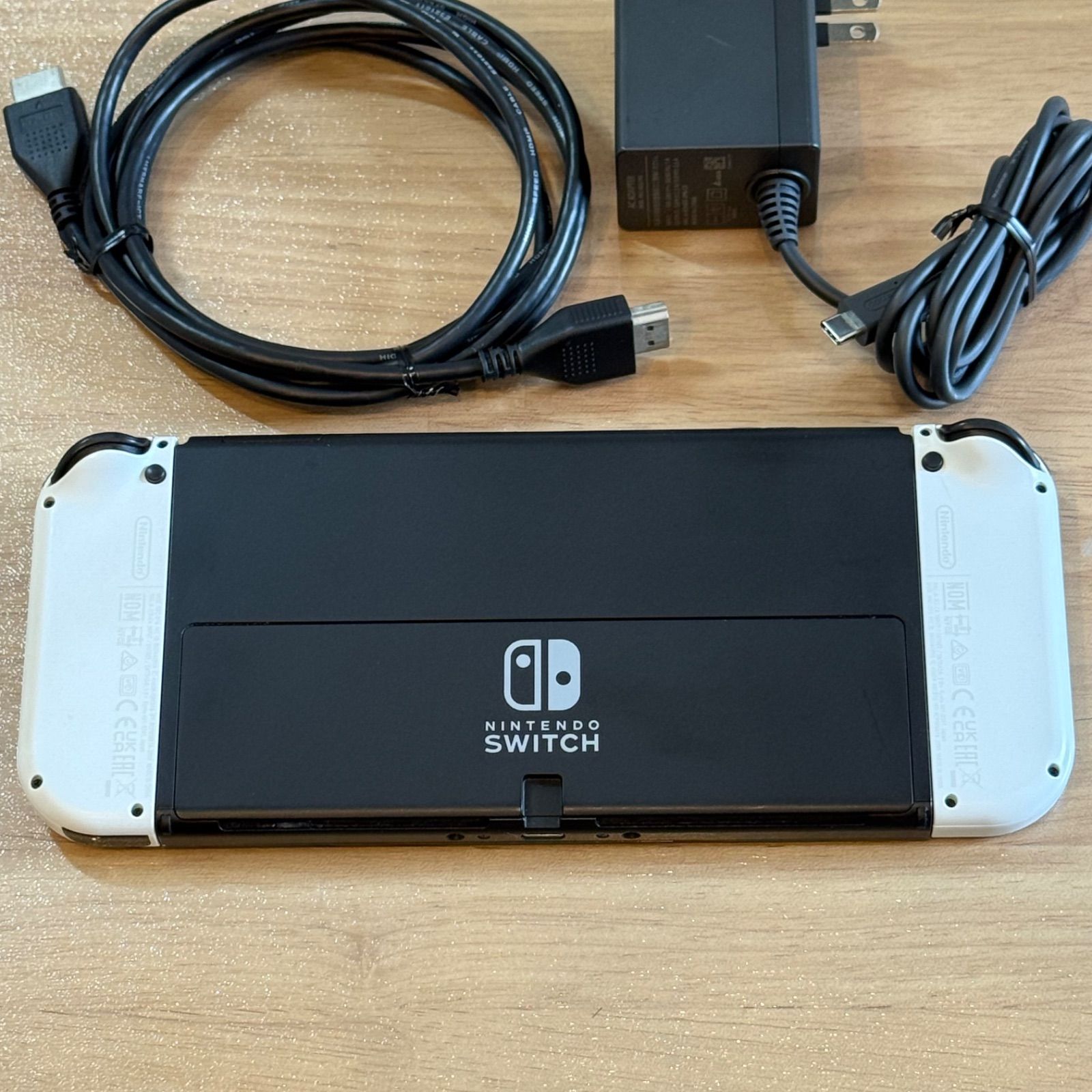 有機el ホワイト