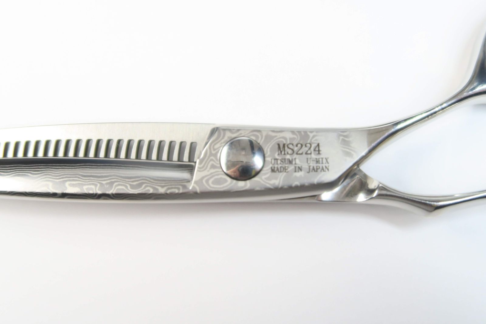 Bランク【UTSUMI ウツミ 内海】 MS224 セニング 美容師・理容師 6.0