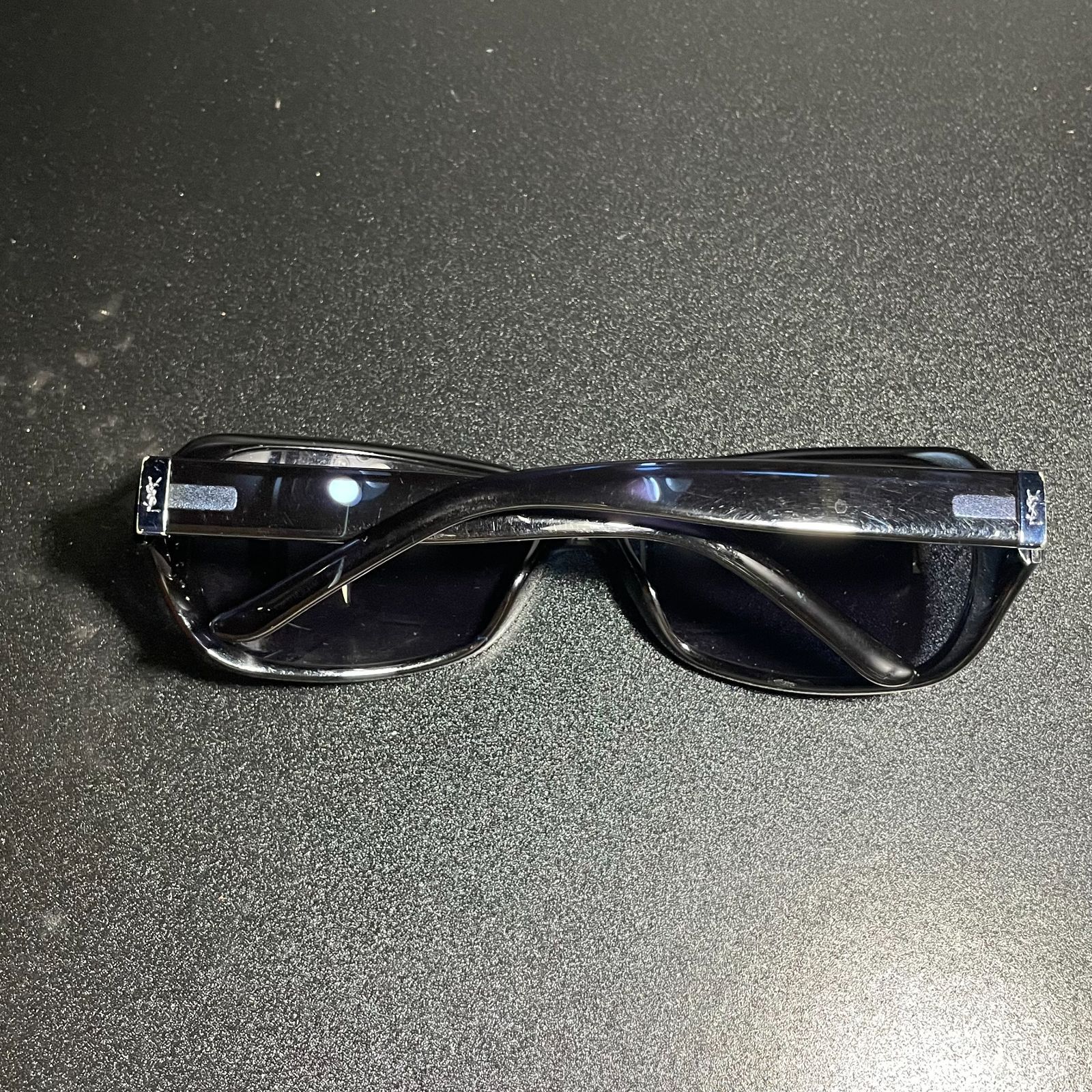 イヴサンローラン