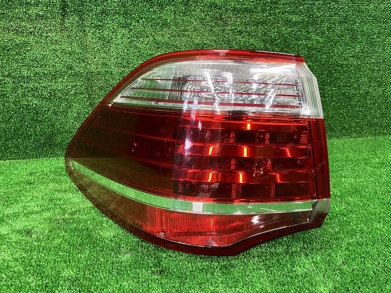 クラウン GRS202 左テールランプ・テールライト イチコ 30-370 81561