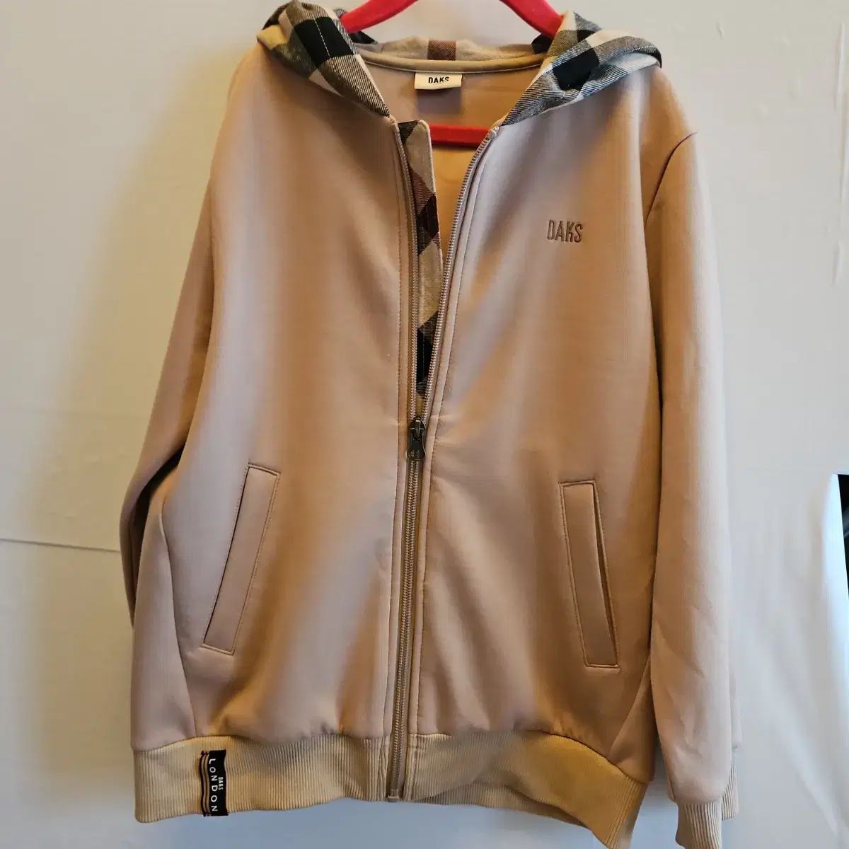 (130) DAKS Little フード ジップアップ ジャケット ベージュ