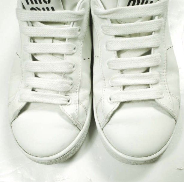 MIU MIU ミュウミュウ イタリア製 ロゴプリント レザーローカット