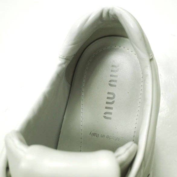 MIU MIU ミュウミュウ イタリア製 ロゴプリント レザーローカット