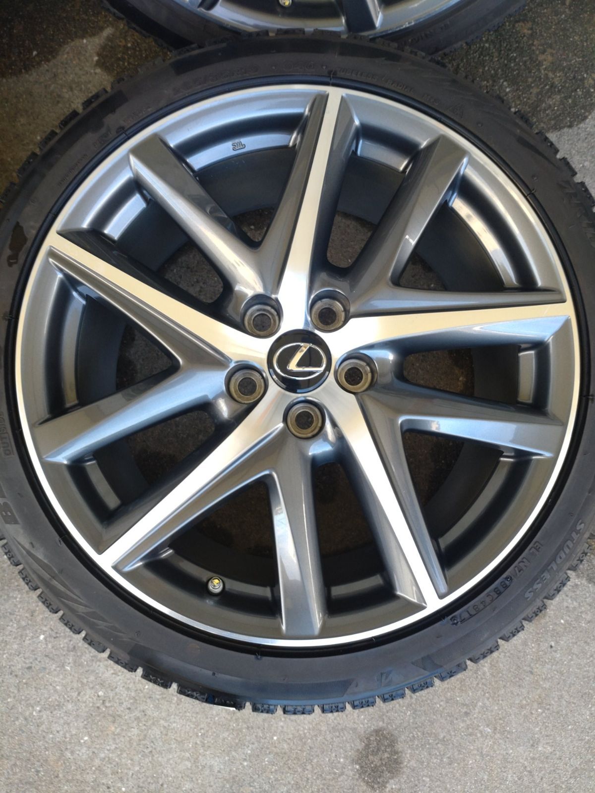  レクサス LEXUS GS Fスポーツ ホイール 19 8 J 45 9 60 114 3 5 H ＆ブリヂストン VRX 2 235 40 R 265 35 4本 19インチ タイヤ ホイールセット