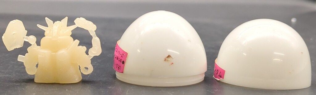 バンダイ 光るSDガンダムの卵 SDガンダム νガンダム 蓄光