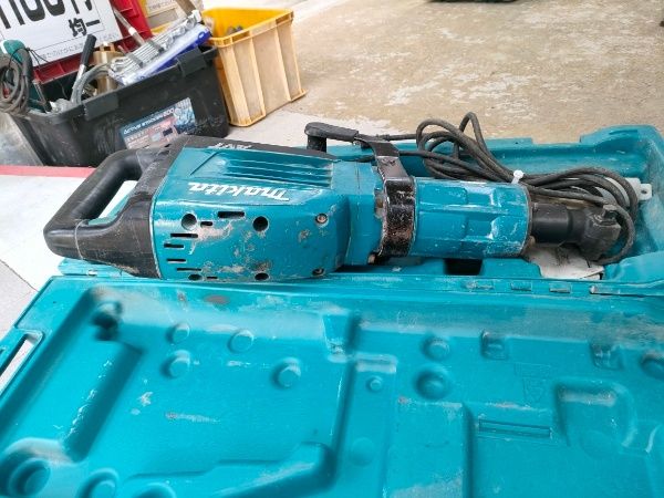  ◎マキタ 電動ハンマ 六角シャンク HM 1317 C 六角シャンク30 mm モータ異音無し 電動ハンマー 電動工具 エア工具