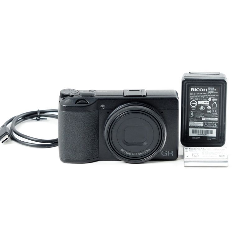 RICOH GR III GR3 デジタルカメラ APS-Cサイズ大型CMOSセンサー搭載