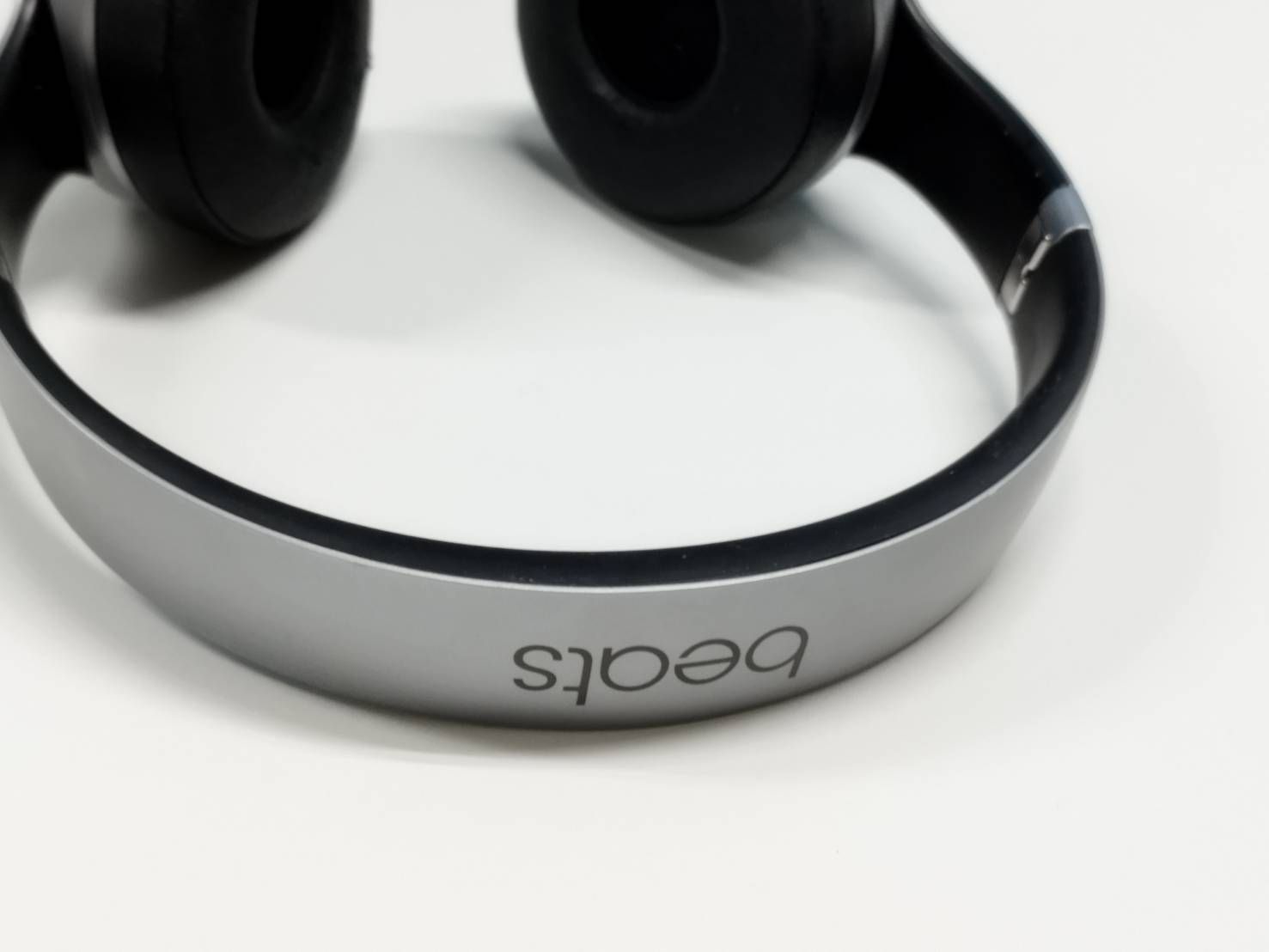 Beats Solo2 Wireless (B0534) ワイヤレスヘッドホン/スペースグレイ