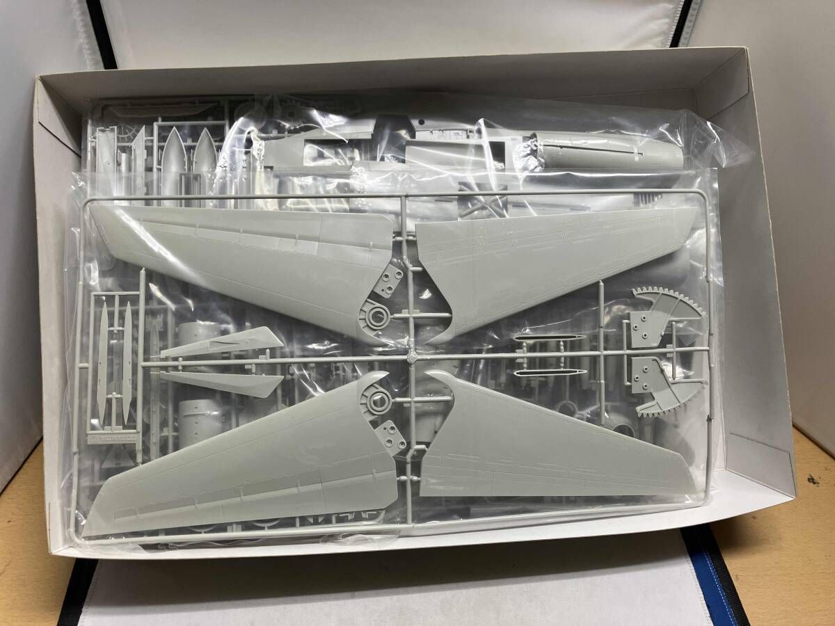  プラモデル タミヤ グラマン F 14 A トムキャット ブラックナイツ 1 32 エアｰクラフトシリｰズ 60313 航空機 ヘリコプター 模型 プラモデル