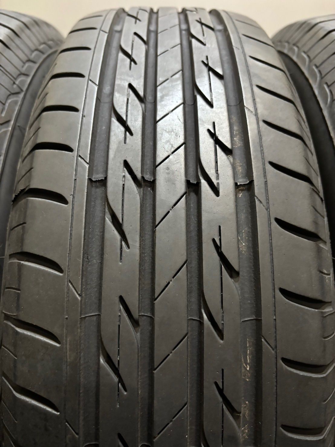  185 70 R 14 NEXTRY 22年製 夏タイヤ サマータイヤ 4本 ブリヂストン ネクストリー ノート カローラ 4 L 75 14インチ サマータイヤ ノーマルタイヤ