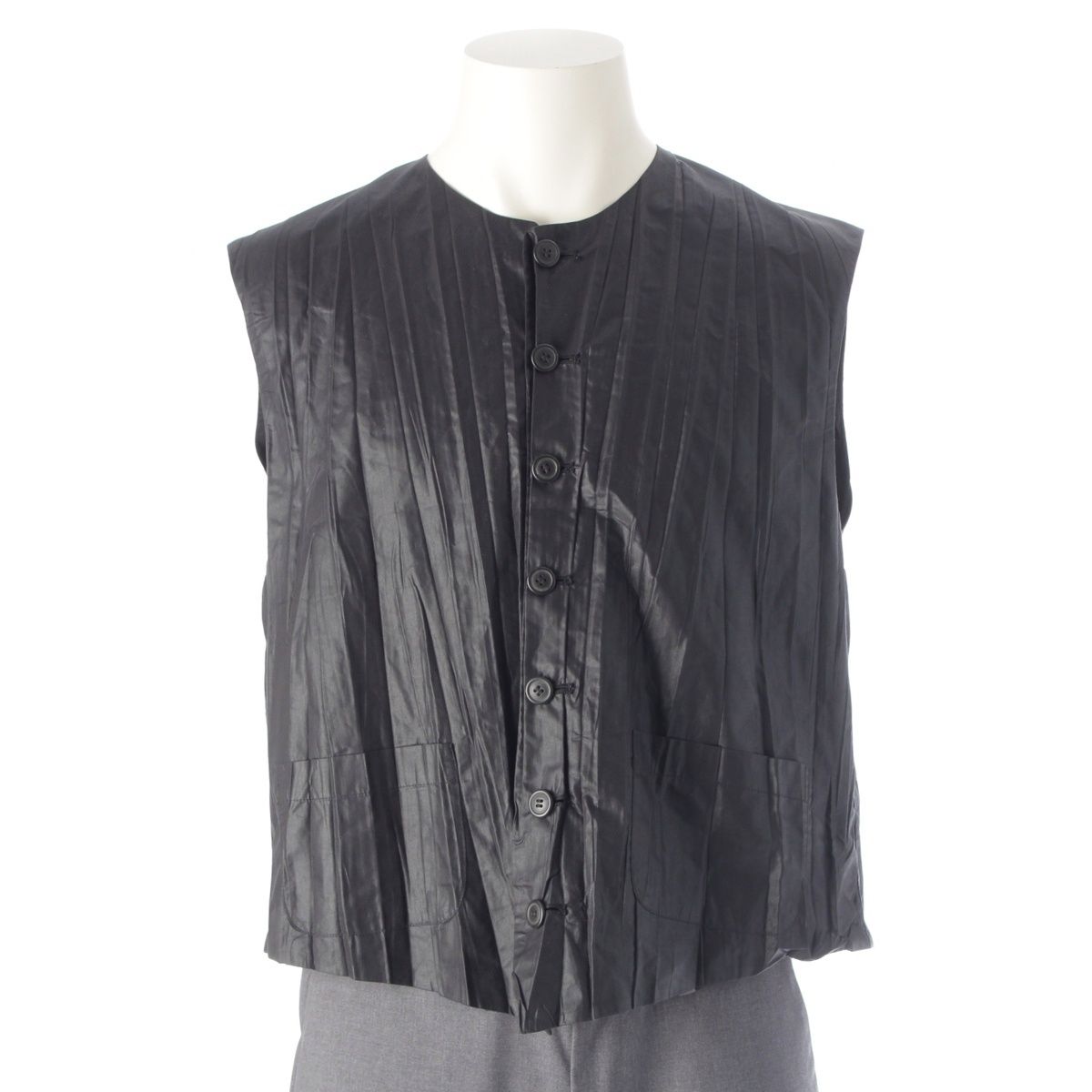 イッセイミヤケ 95 S クルーネック プリーツ 前開き ベスト トップス ME 51 FE 144 ブラック M