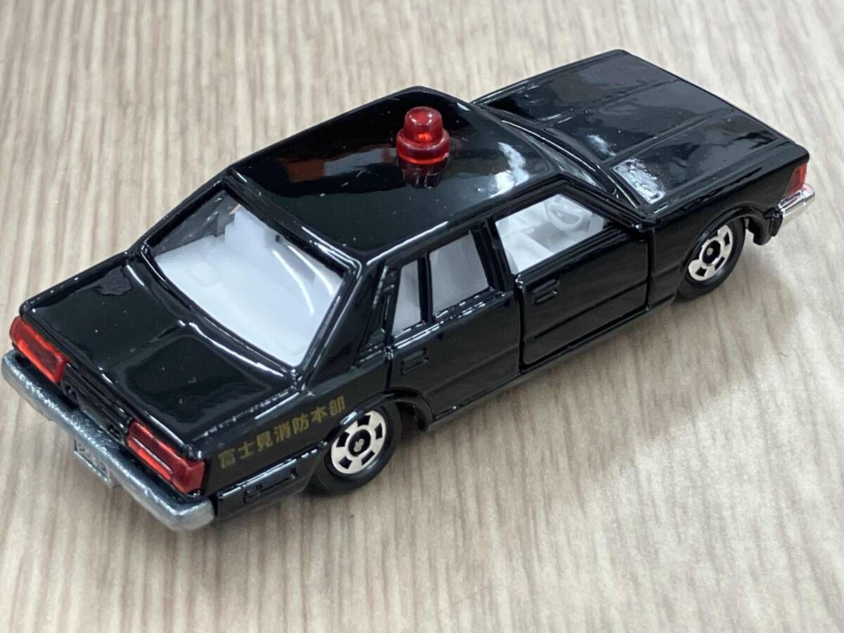 トミカ ニッサン セドリック 280E ブロアム 消防指令車 黒 白シート 1H