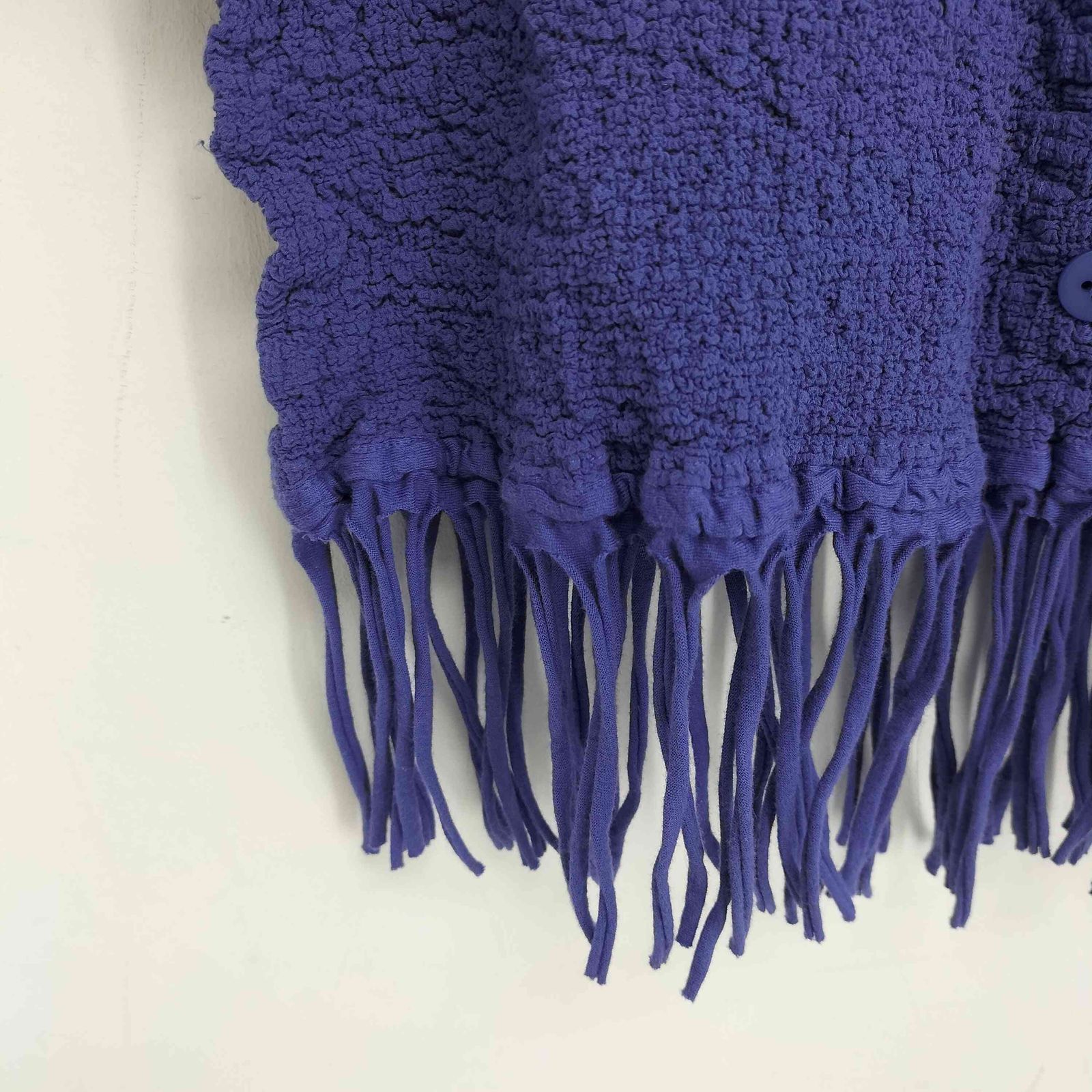 ISSEY MIYAKE me(イッセイミヤケミー) プリーツ加工 フリンジシャツ レディース 表記無 【中古】【ブランド古着バズストア】 イッセイミヤケミー ISSEY MIYAKE me プリーツ加工 フリンジシャツ