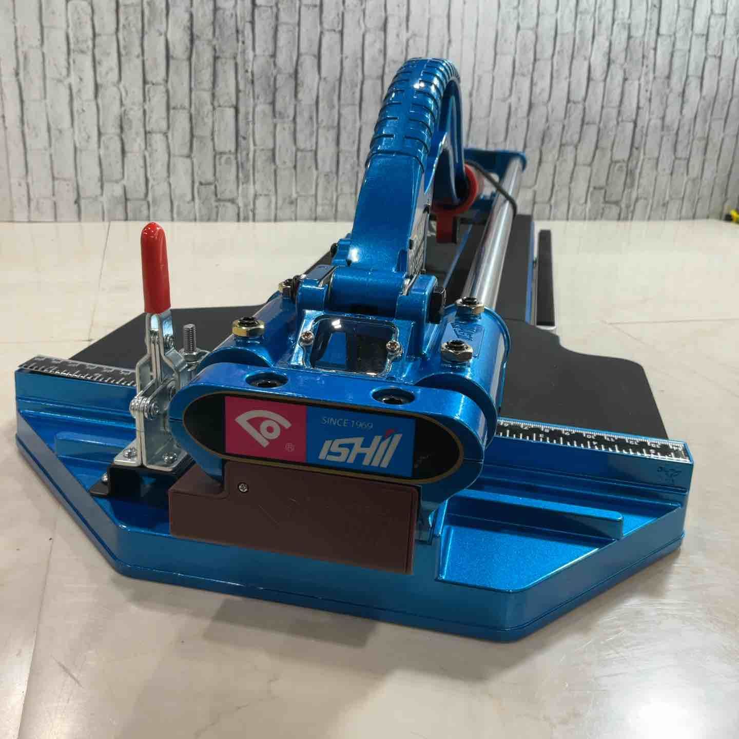 タフデラックスクリンカー切断機