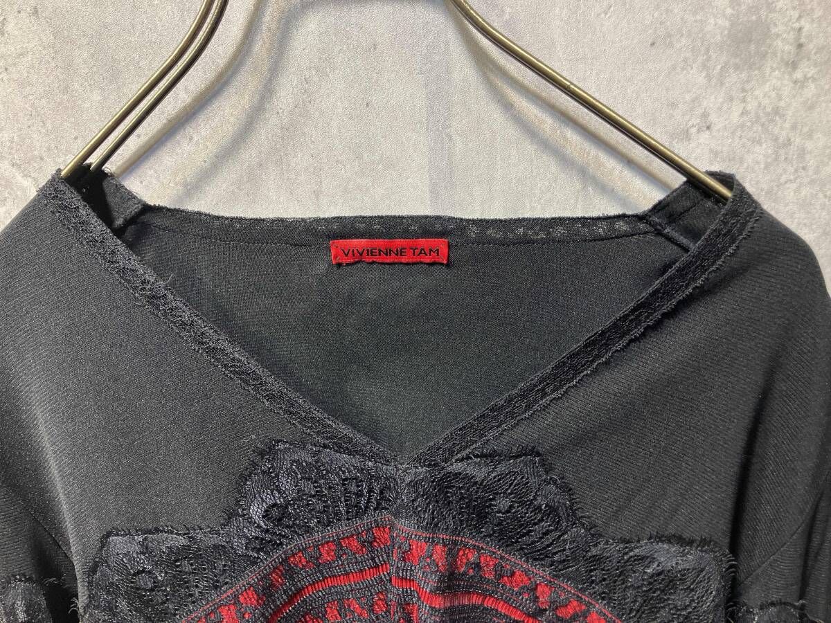 archive VIVIENNE TAM Vネックボーダー 長袖Tシャツ・カットソー 装飾
