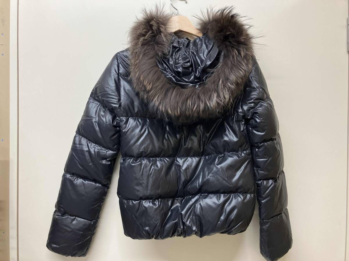 ブラック ファー ダウンジャケット