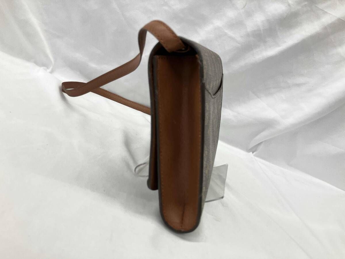 VUITTONルイ ヴィトン