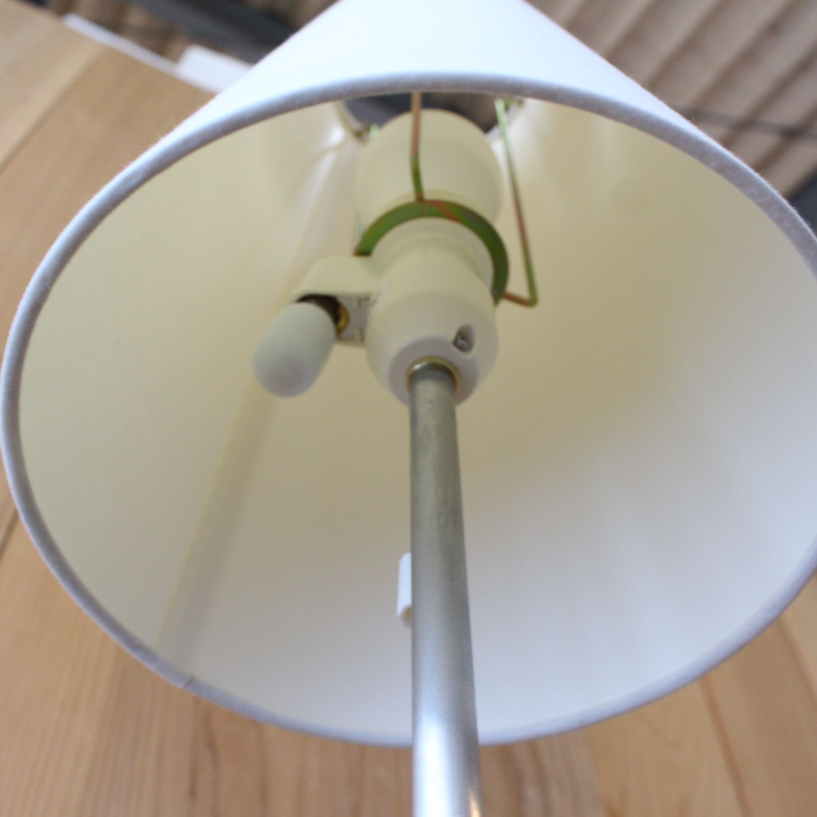 096)旭川家具 cosine コサイン ランプテーブル 国産家具 無垢 サイド