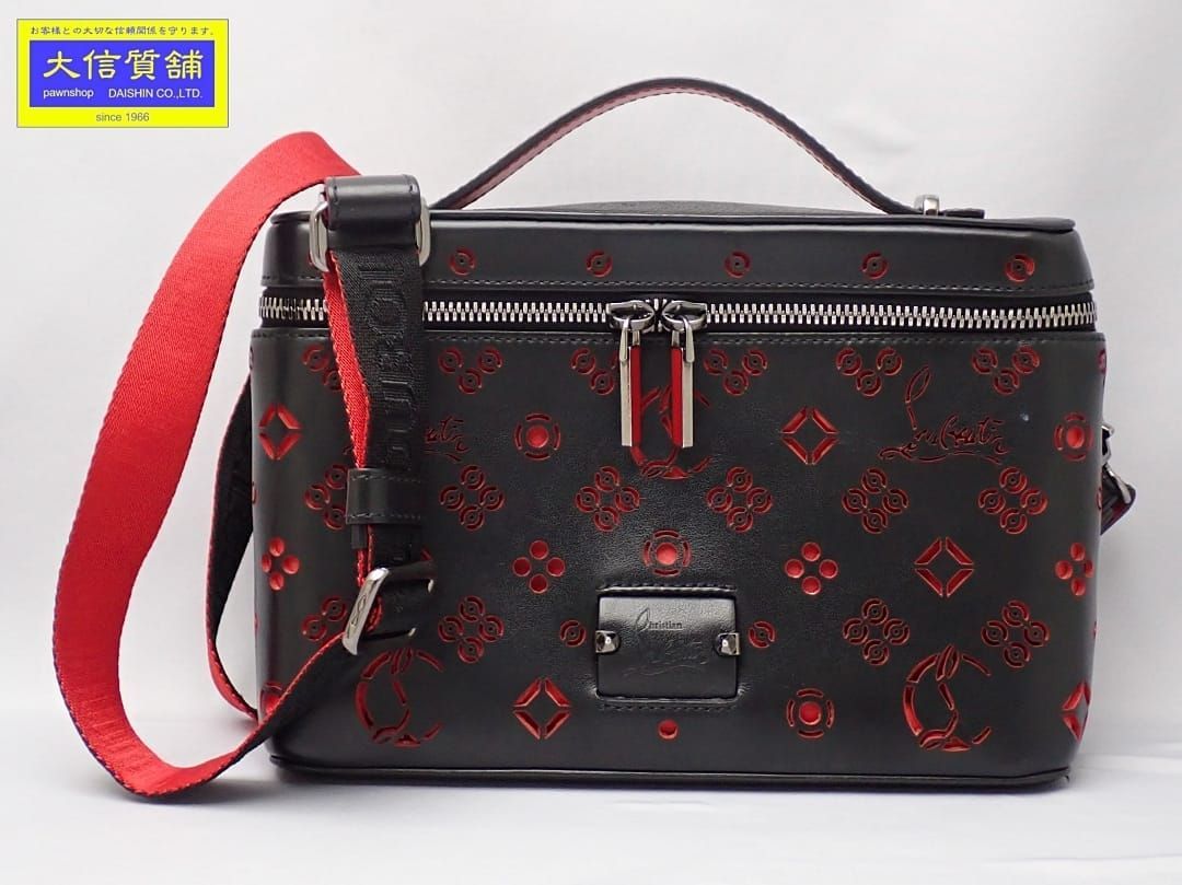 クリスチャンルブタン　ショルダーバック　 バニティ　2way キピポーチ クリスチャンルブタン ショルダーバック バニティ 2way キピポーチ