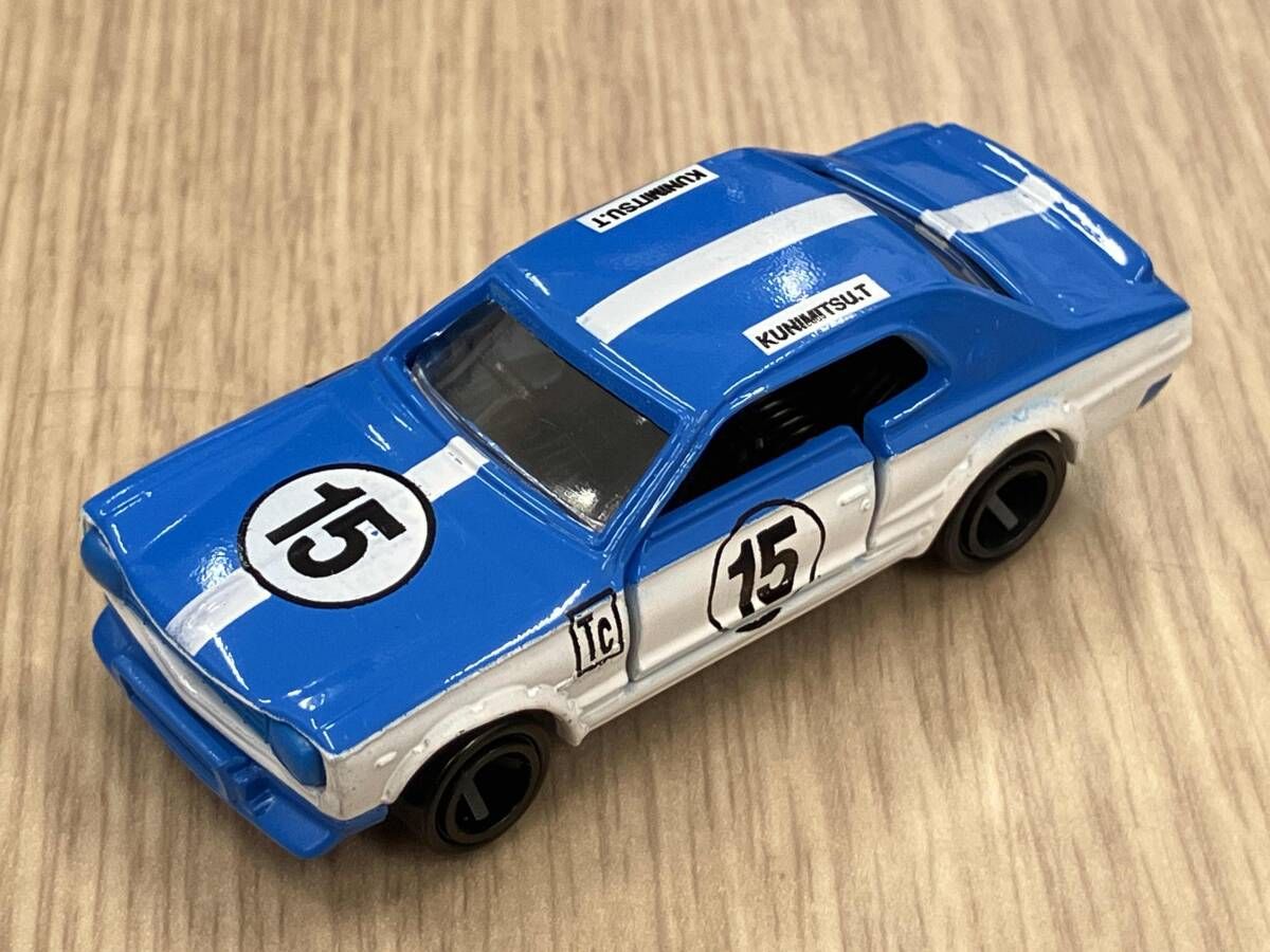 トミカ ニッサン スカイライン HT 2000 GT-R レーシング 青×白 シート 黒 15 1 KN 2 GNホイール ガリバー特注 トミー