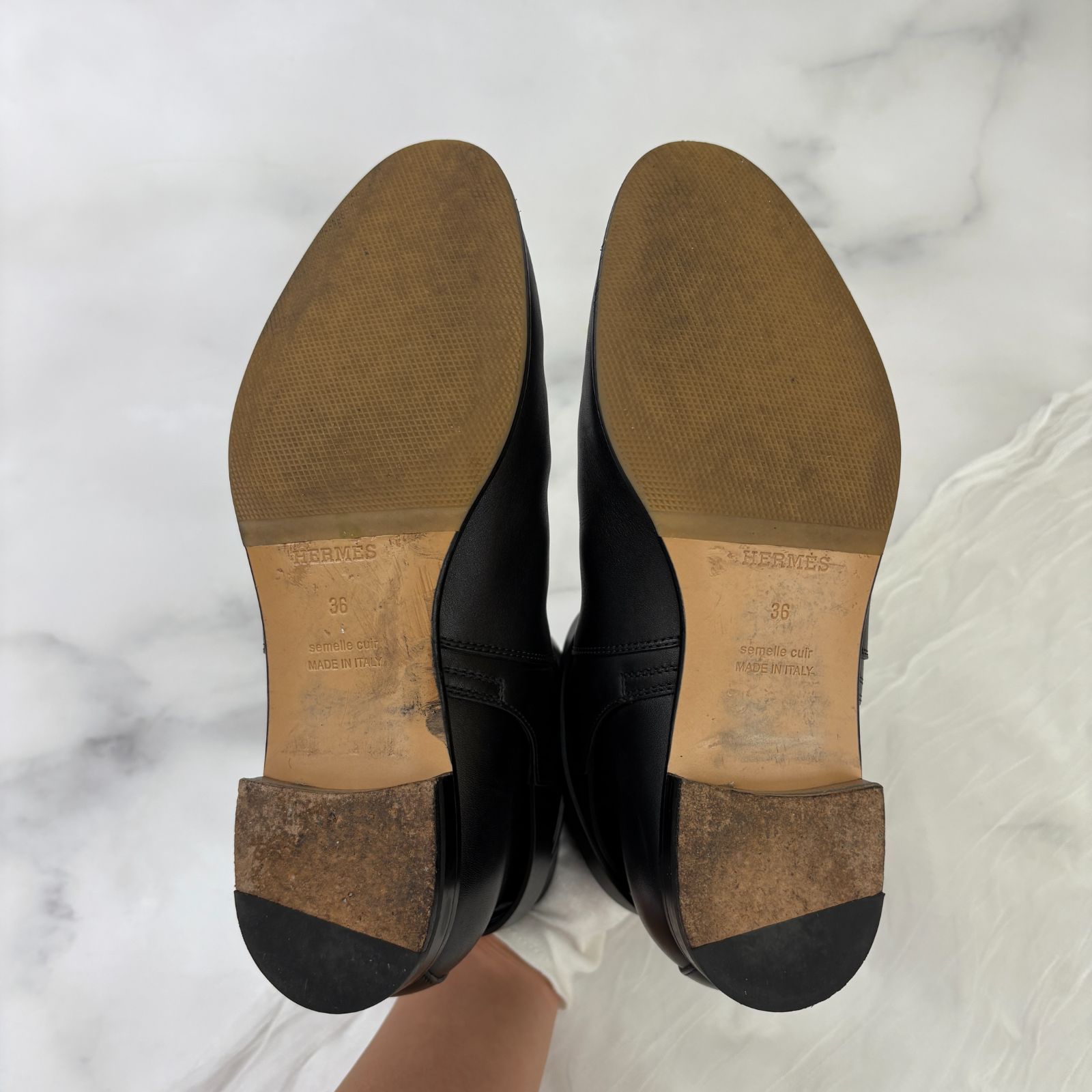 ショートブーツ