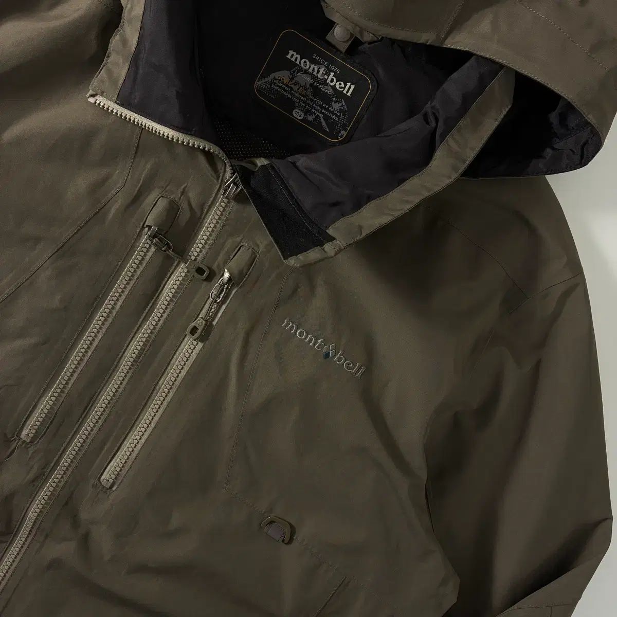 モンベル
