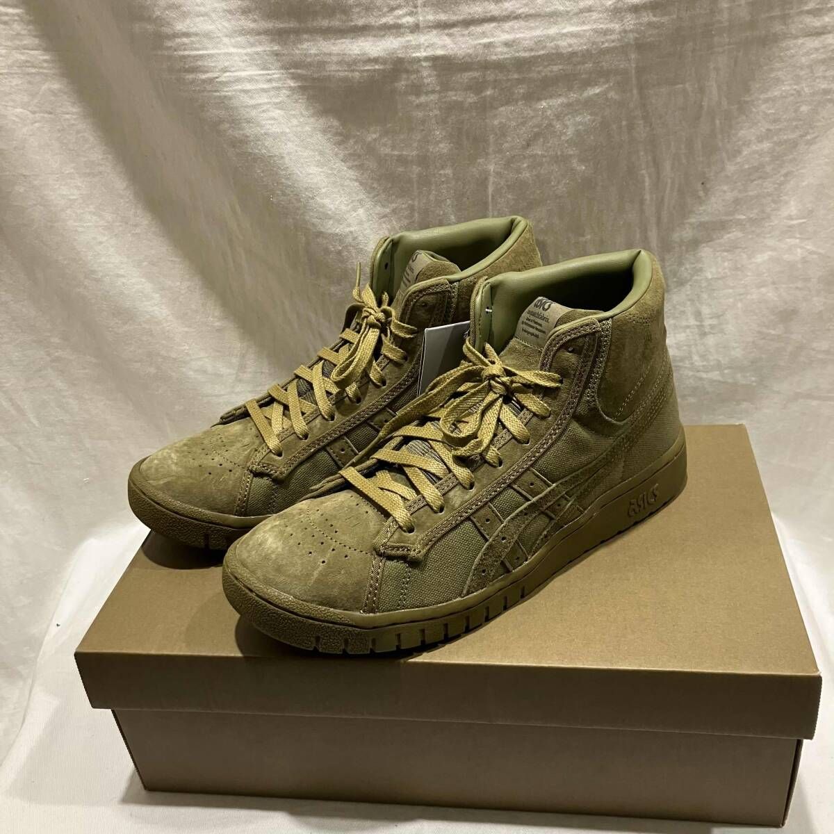 SASQUATCHFABRIX. ×ASICSTIGER GEL-PTG MT ミッドスニーカー HK732