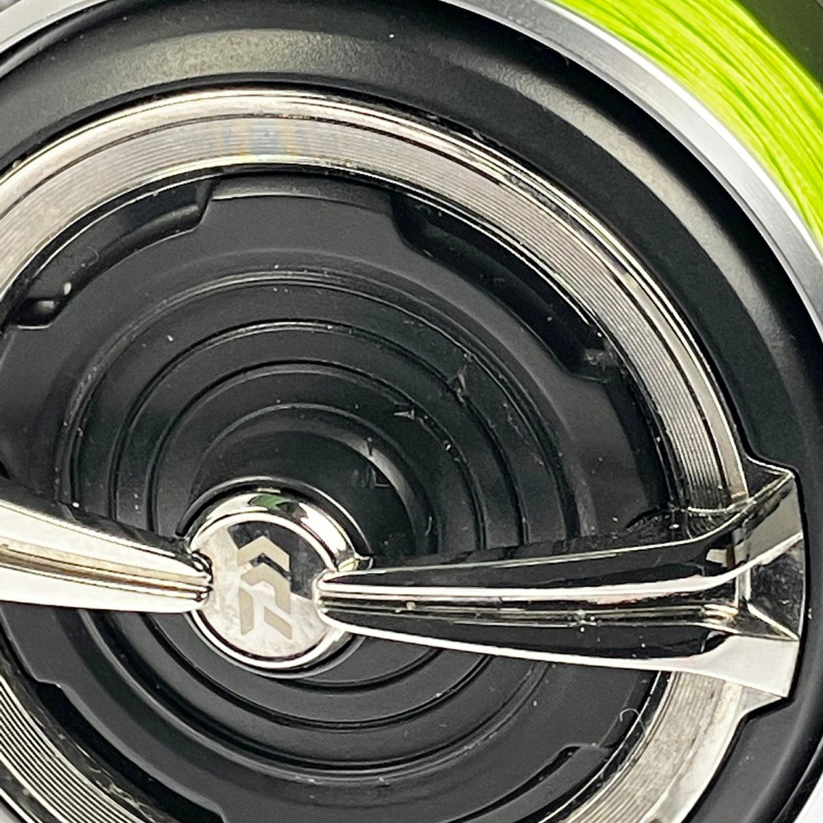  DAIWA ダイワ スピニングリール 23レグザ LT 4000 CXH ブーツ スピニングリール リール