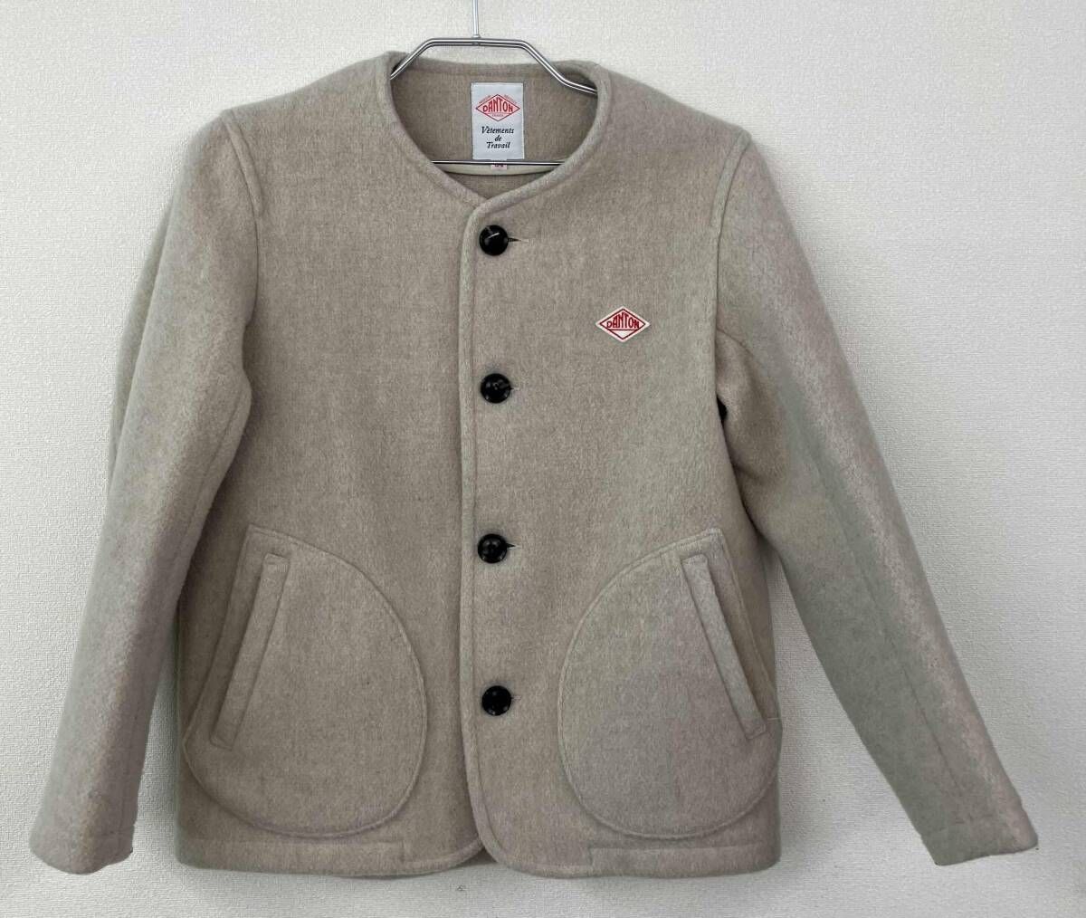 DANTON ノーカラージャケット 34 ベージュ Danton（ダントン） ノーカラージャケット 34 ベージュ レディース