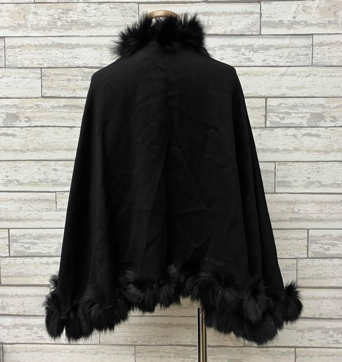 フォクシー　ポンチョ　カシミヤ　チンチラ　ストール　マフラー フォクシー ポンチョ カシミヤ チンチラ ストール マフラー フォクシー